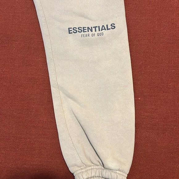 Essentials Fear of God Sweatpants - Picture 3 of 8